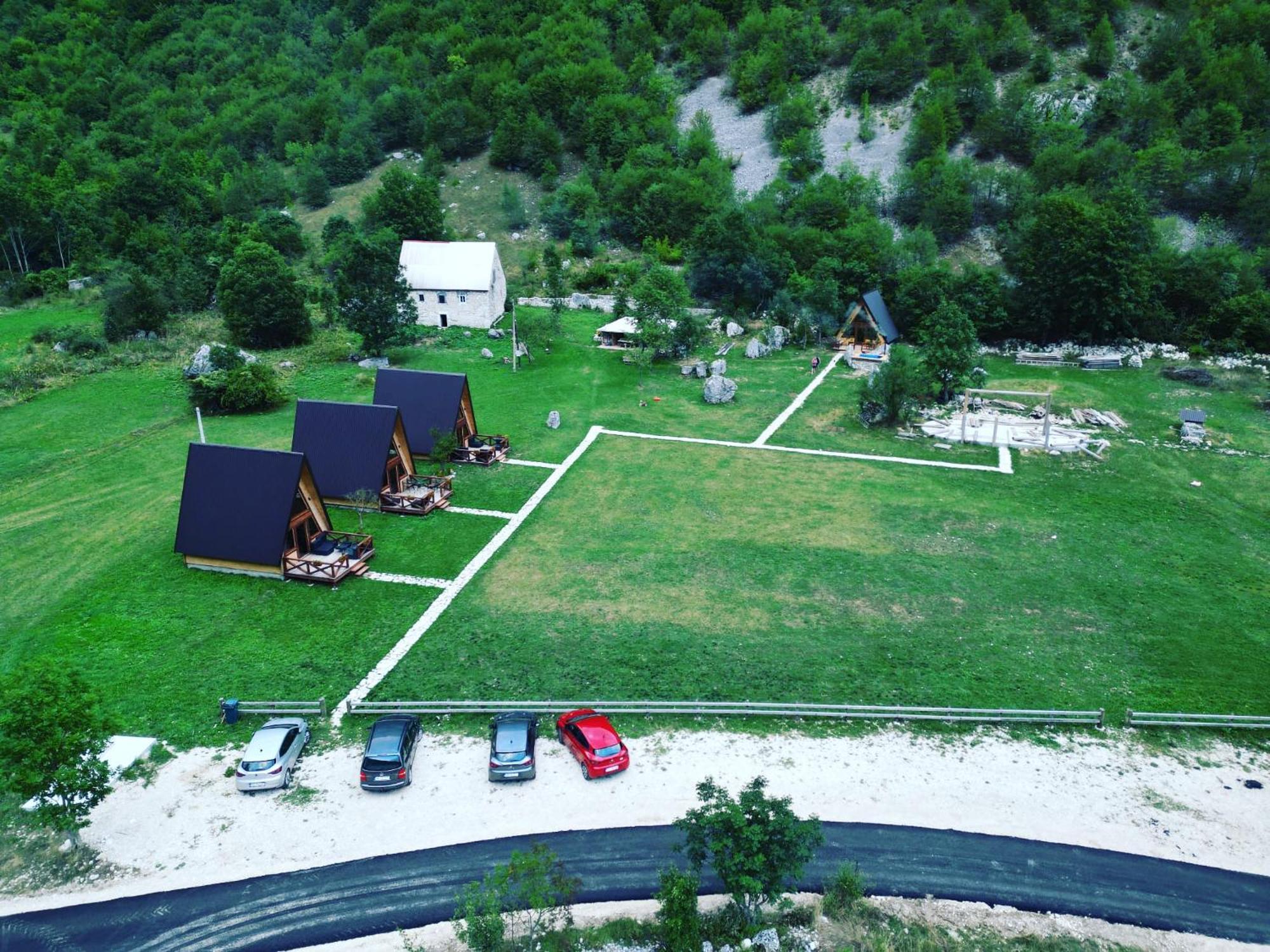Etno Apartmani Komarnica Savnik Εξωτερικό φωτογραφία